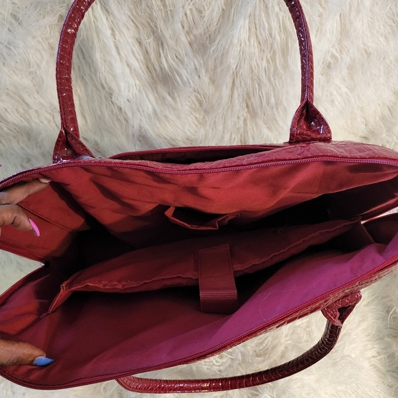 Red travel bag - Picture 5 of 5